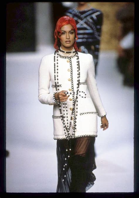 Yasmeen Ghauri Chanel Couture Runway Show 1992 Fashion Chanel