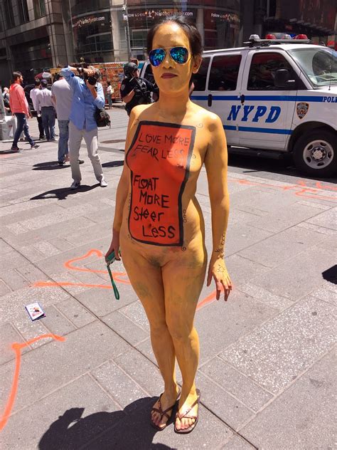 Nsfw Times Square Went Nude For Bodypainting Day