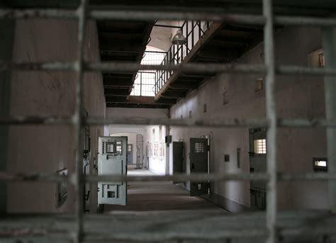 Expert: Hackers Could Free Prisoners from Jail Cells | ExecutiveBiz