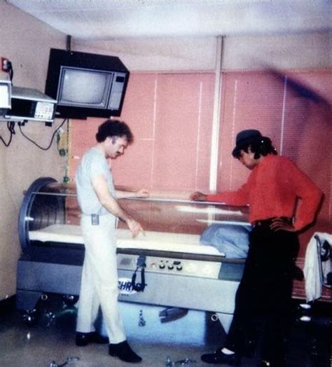 Michael Jackson Au Brotman Memorial Hospital De Culver City On