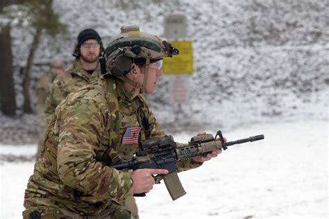 Us Army Special Forces Soldiers Of 10th Sfg At Panzer Range Complex In