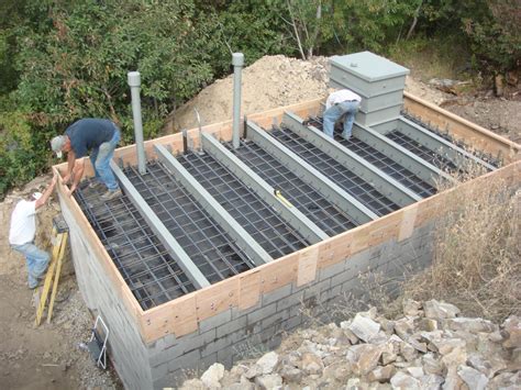 Plumber and inventor has built the ultimate backyard bunker, complete with everything a modern bloke could wish for. Bunker Thoughts