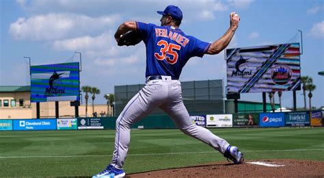 Mets Newcomer Verlander Pitches Three Innings In Spring Debut