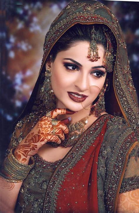 Bridel Fashion Trend And Girls Fashion Pakistani Bridal Dresses Gallery Pictures