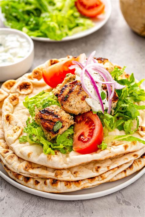 Greek Chicken Gyros With Tzatziki Sauce The Novice Chef