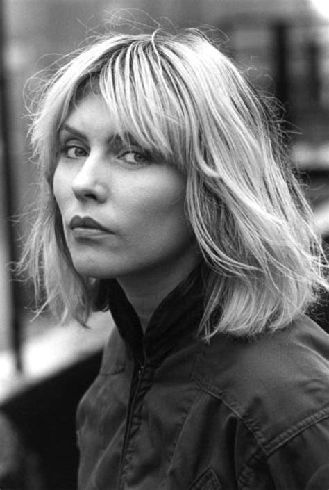 These are the best little boy haircuts that are sure to provide you with all the hairstyle ideas for. Épinglé par Kimberly Giese Dyste sur Debbie Harry (b 1945 ...
