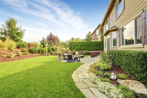Check out these landscaping ideas to create the perfect outdoor retreat. 27 Amazing Backyard Astro Turf Ideas