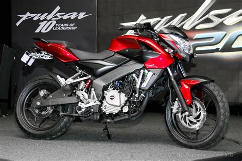 Bajaj automotive launched pulsar 200ns in 2012 december. Pulsar 200 NS Launched: 23.5 Ps, 200 CC, Liquid cooled.