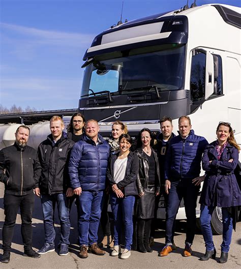Refresh a webpage to get rating. Volvo Trucks ja SEK yhteistyöhön | ammattilehti.fi
