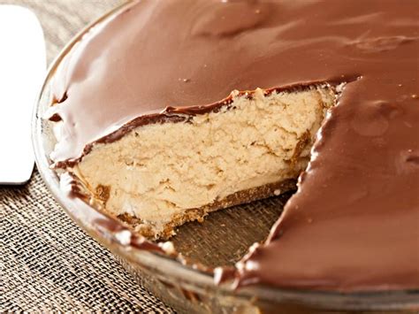 Easy Peanut Butter Pie With Cool Whip Treat Dreams