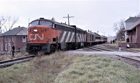 Classic Canadian National Passenger Power Rtrains