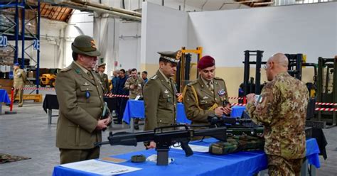 Francesco paolo figliuolo è nato nel 1961 a potenza, in basilicata, città dove ha vissuto prima di entrare in accademia militare. Esercito, visita del comandante Logistico Generale di ...