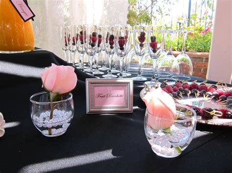 Pin By Britt On Bridal Showers French Bridal Showers Champagne Bar