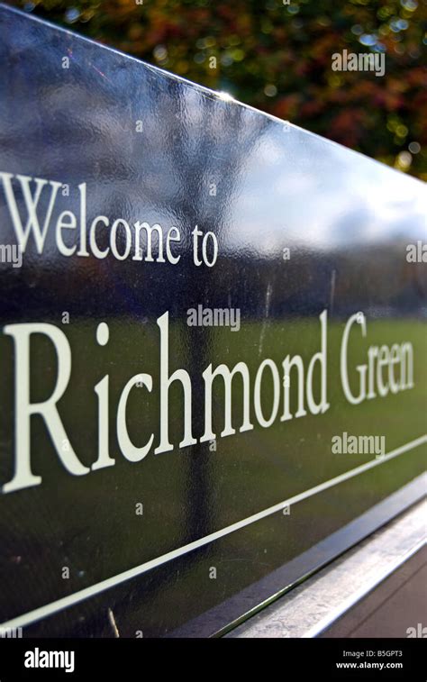 Welcome To Richmond Sign Hi Res Stock Photography And Images Alamy