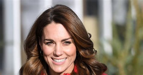 Kate Middleton Je Našla Popoln Outfit Za Sproščene Praznike Novice