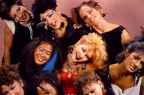 cyndi lauper s girls just want to have fun video has 1 billion views