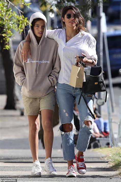 Actress Pia Miller Gets Surprised By Her Lookalike Son Lenny 12 For Mother S Day Daily Mail