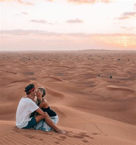 Пара которая зарабатывает путешествиями и фотографиями в instagram