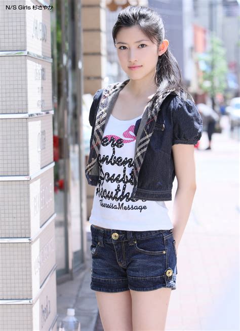 Stunning Japanese Girl That I Dont Known Their Name Japanese Girls 2011