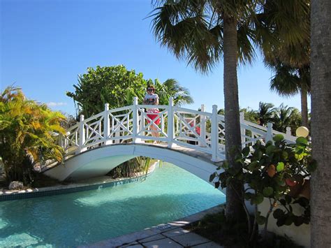 Taino Beach Resort Grand Bahamas Bridge Across Lazy River Pool Headed