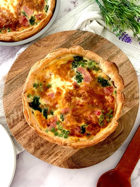 Eggplant is high in fiber but low in calories so it's great to cook with. EASY SPINACH AND HAM QUICHE - Dream To Cook