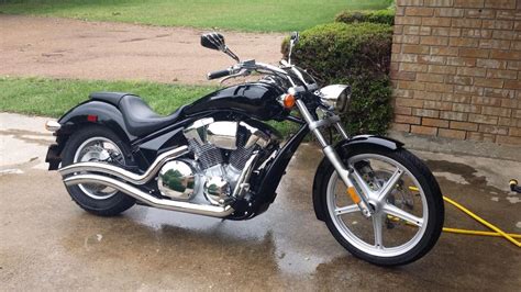 Vtx1300r or v star 1300. Honda Sabre motorcycles for sale in Sulphur Springs, Texas