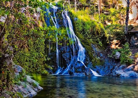 11 Amazing Waterfalls Worth Hiking To Around La Secret Los Angeles