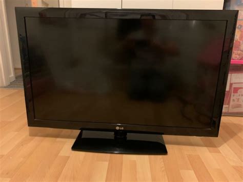 Lg 42 Inch Hd Lcd Tv In Baguley Manchester Gumtree