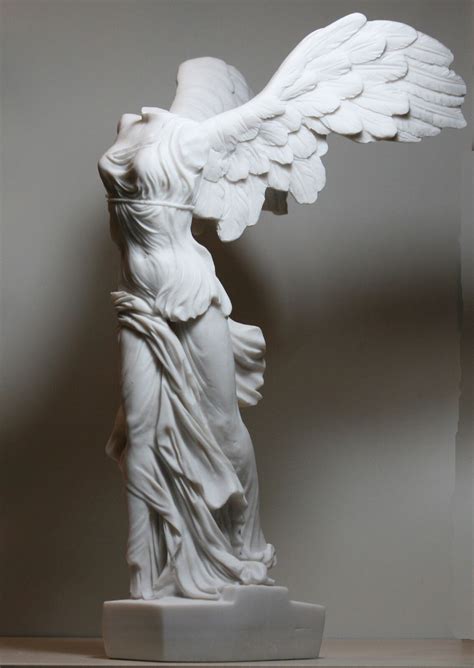 sculpture statue grecque ailée nike victory of samothrace marbre moulé 14 17 pouces ebay