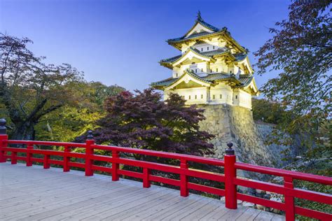 Things To Do And See In Hirosaki Castle And Park In Aomori