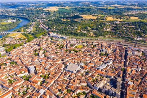 Discover And Visit Agen And Agenais Tourism And Holidays In Agen