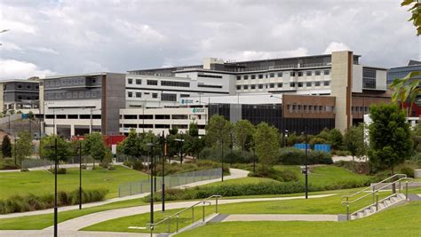 1300 744 284or + 61 7 5687 0000 Gold Coast's newest private hospital opened by health ...