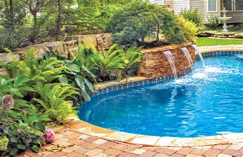 Swimming Pool Landscaping 5 Plant Varieties To Consider