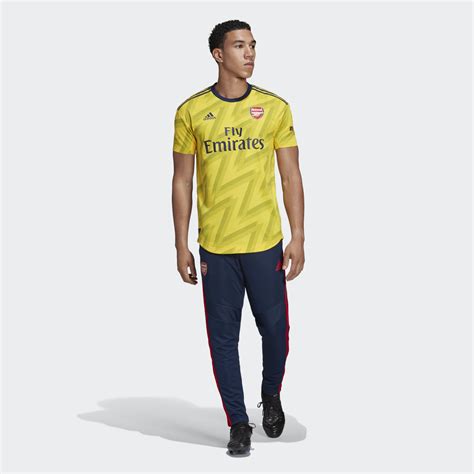 Our first team squad recently took part in their first photoshoot in the new kit. Arsenal 2019-20 Adidas Away Kit | 19/20 Kits | Football ...