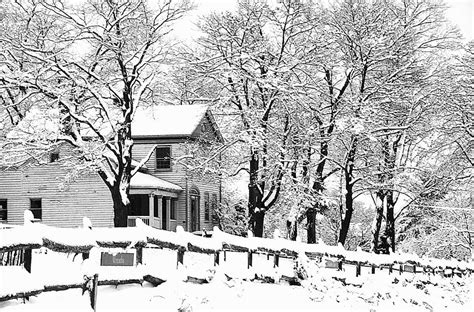 Farmhouse In Winter Photograph By Roger Soule