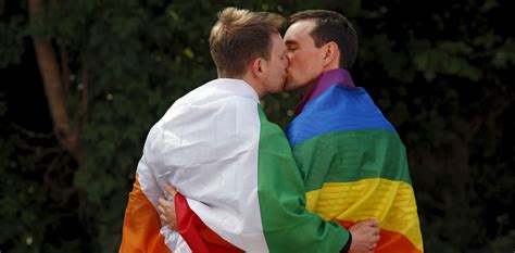 Les Réactions De Lopposition Irlandaise Au Mariage Gay Sont Très