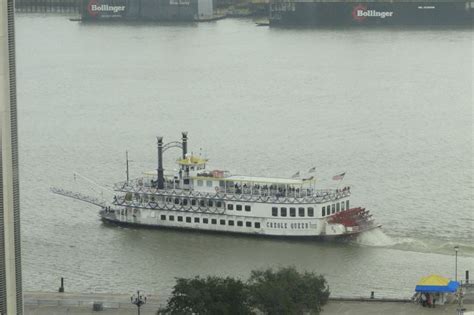 The Natchez Riverboat On The Mississippi River River Boat Natchez