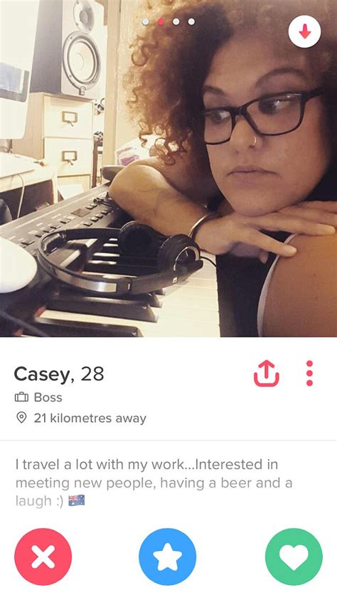 Casey Donovan S Tinder Profile Contains Nude Images Daily Mail Online