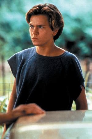 Последние твиты от river phoenix (@riverphoenix8). 19 years after he died, last River Phoenix movie to be released