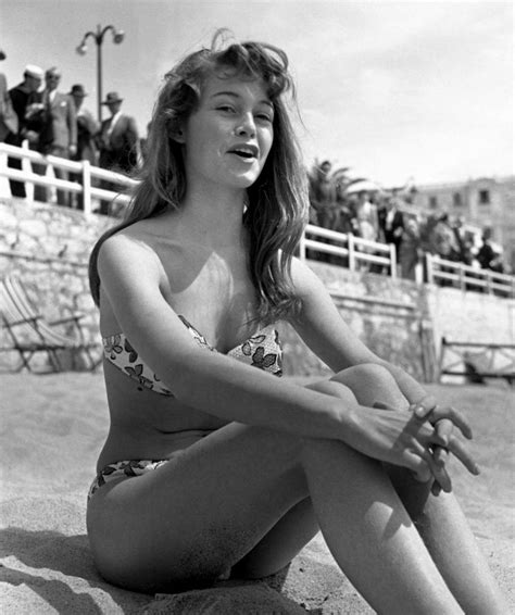 Stunning Photos Of 19 Year Old Brigitte Bardot Donned A Floral Bikini While Lounging On The