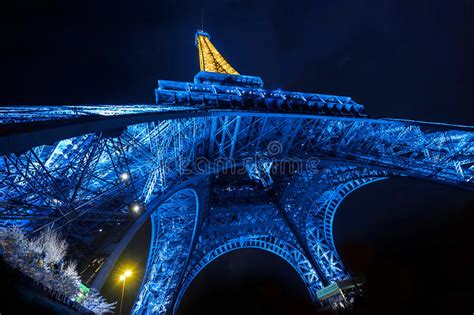 Eiffel Tower Lit Up Color French Flag Paris France Stock Photos Free