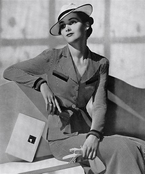 Пин от пользователя 1930s 1940s Women S Fashion на доске 1930s Suits Стиль Элегантность Мода