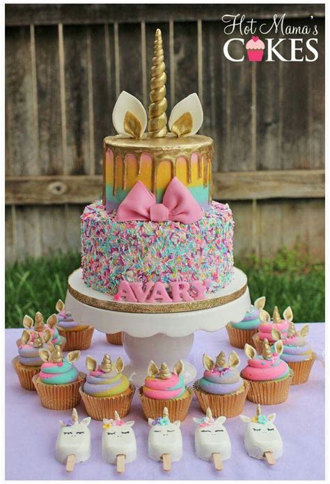 Here golden spiral candles make it an extra special event. Unicorn birthday | Fancy birthday cakes, Cake, Unicorn cake