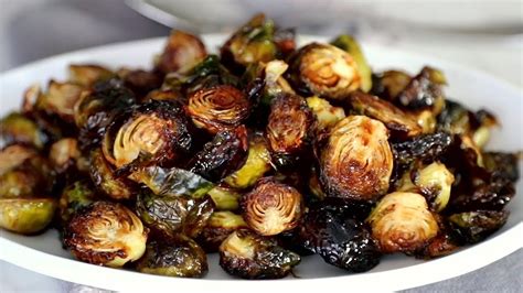 Roasted brussels sprouts with balsamic vinegar and honey. Honey Balsamic Roasted Brussels Sprouts - YouTube