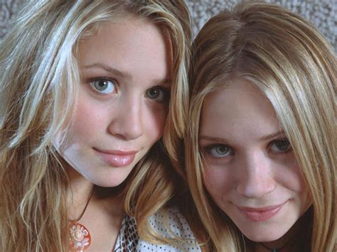 Olsen Twins Mary Kate And Ashley Olsen Foto Fanpop Hd Wallpaper Pxfuel