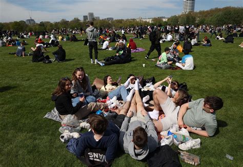 Hyde Park 420 Thousands Flock To London To Celebrate And Campaign For