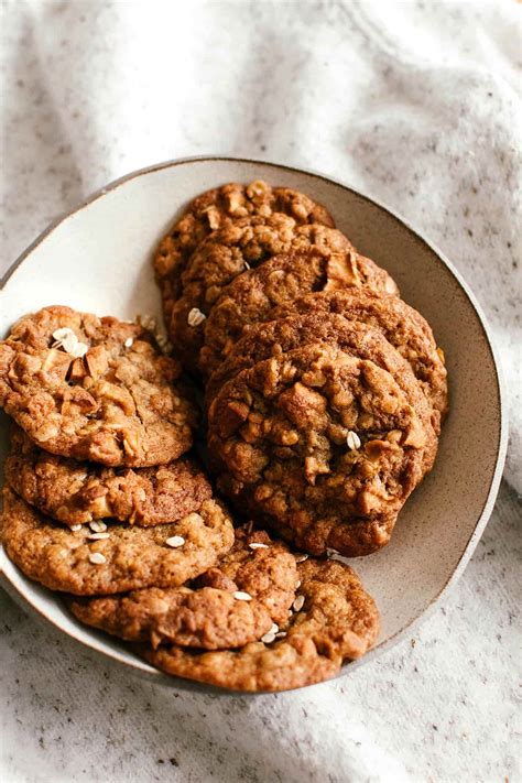 Chunky Apple Soft Oatmeal Cookies Chewy Oat Cookies Sugarsalted