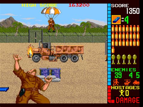 Ya puedes jugar a todas las maquinas recreativas de tu infancia. Los mejores juegos de guerra retro - Commando, Cabal ...