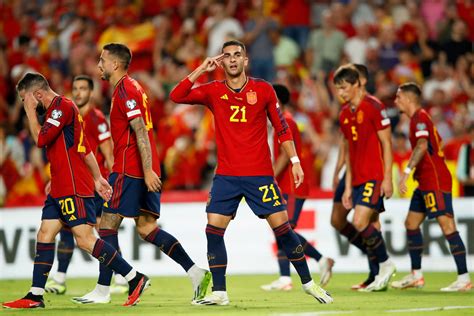 Euro 2024 Round Up Spain Score Six And Italy Win To Close Gap On Group