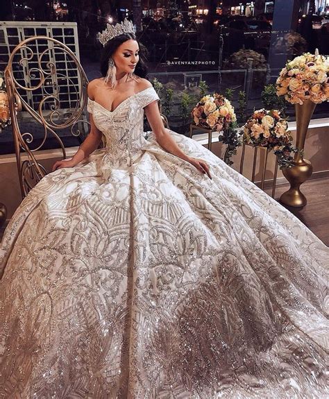Pin By Tonya Omps On Special Occasion Dresses Extravagant Wedding
